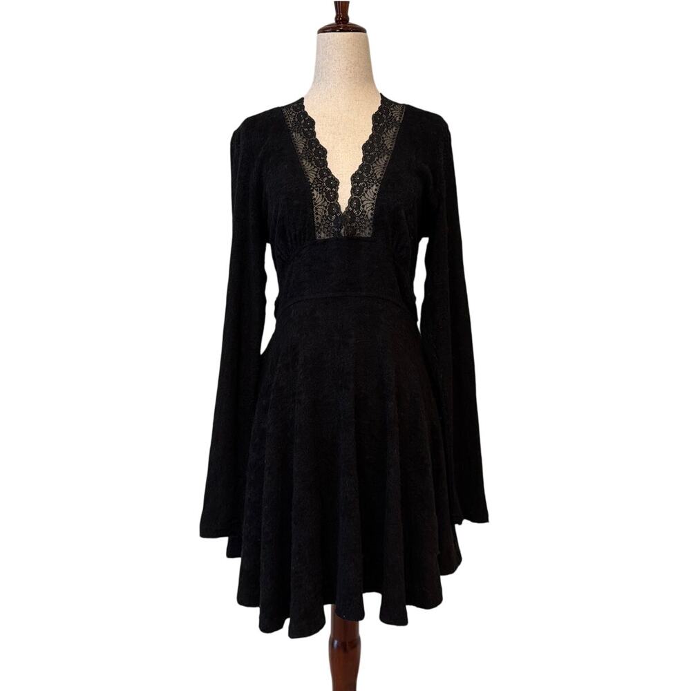 Free People All Yours Mini Dress Lace V-Neck Fit & Flare Dress, Black, Size Med